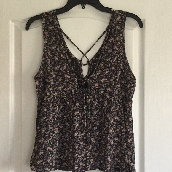 AMERICAN EAGLE sleeveless top - size M - Picture 3 of 7
